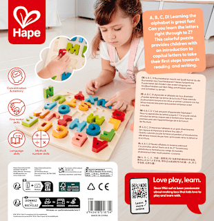 Puzzle aus Holz mit Großbuchstaben ABC Hape