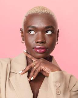 Lippenstift Color Riche Glow Paradise 111 Pink Wonderland L'ORÉAL PARiS
