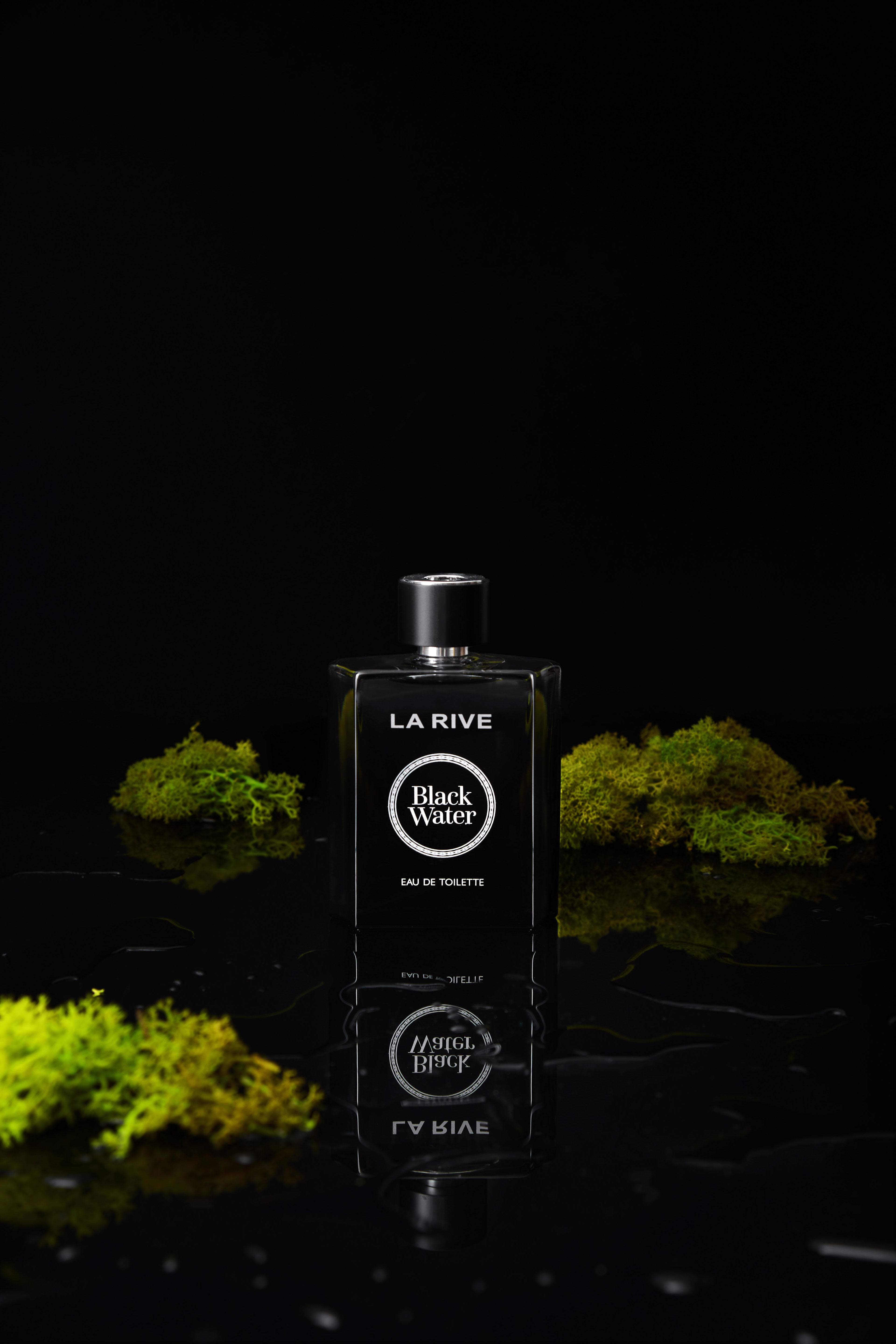 LA RIVE None Media 11