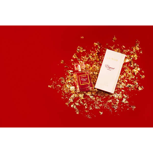  Elegant woman Eau de Parfum  LA RIVE