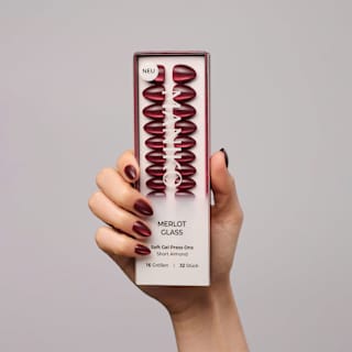 Künstliche Nägel Soft Gel Press Ons Merlot Glass Short Almond Maniko