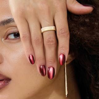Künstliche Nägel Soft Gel Press Ons Merlot Glass Short Almond Maniko