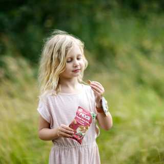 Kinderkekse Himbeer Creme Ecken ab 3 Jahren MOGLi