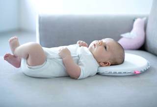 Babykissen ergonomisch mit Memory Foam, grau classics Motherhood