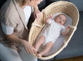 Spannbetttuch Oval weiß und grau 35x75cm Motherhood