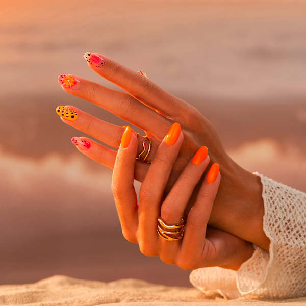 UV Nagellack Inner Flame NÉONAIL