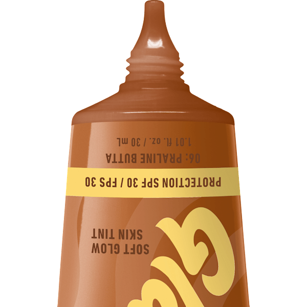 Foundation Buttermelt Glaze mit LSF 30, 06 Praline Butta NYX PROFESSIONAL MAKEUP