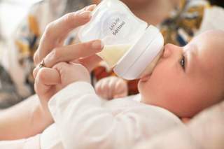 Babyflasche Natural Response weiß, von Geburt an, Doppelpack, 125ml PHILIPS AVENT