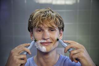 Elektrischer Rasierer, OneBlade Face First Shave QP1324/20 PHILIPS OneBlade