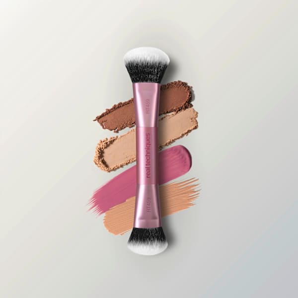 Pinsel Multitask Blush Brush REAL TECHNIQUES