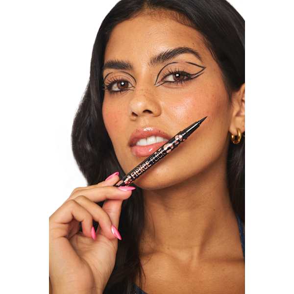 Eyeliner Pen Fierce Flick Felt Black REVOLUTION