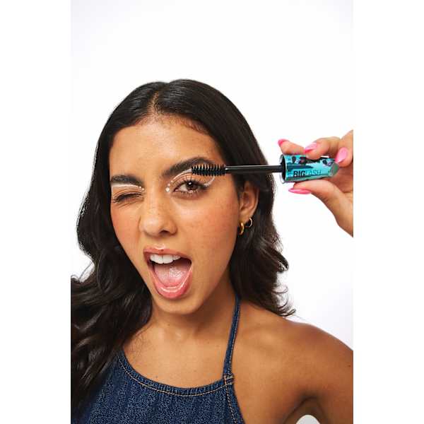 Mascara Big Lash Fierce Volume Waterproof REVOLUTION