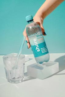 Natürliches Mineralwasser, Medium share