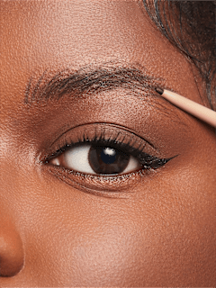 Augenbrauenstift Insta-fill Brow Pencil Ash Brown SHEGLAM