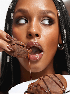 Lipgloss Crystal Glaze Cocoa Cookie SHEGLAM