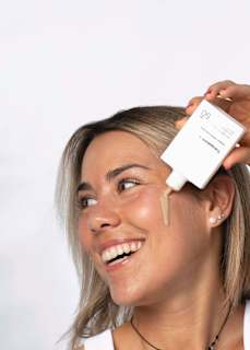 Mineral Tinted Sunscreen Medium LSF 50 Transparent Lab
