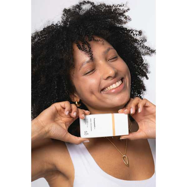 Mineral Tinted Sunscreen Medium LSF 50 Transparent Lab