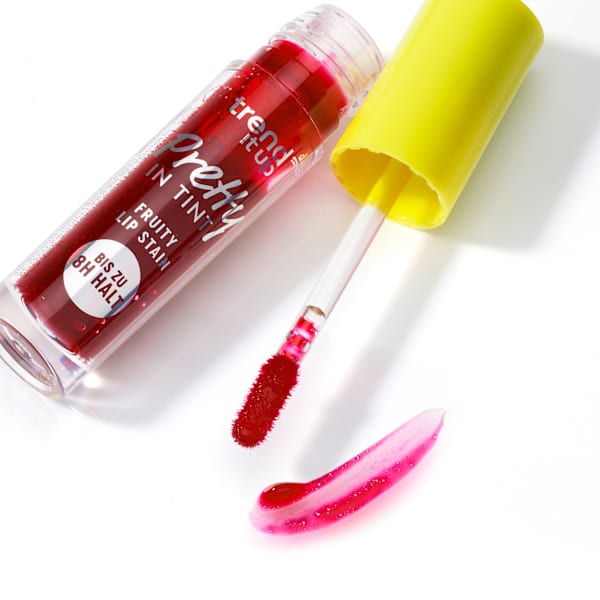 Lipgloss Pretty in Tint  030 Berry Red trend !t up